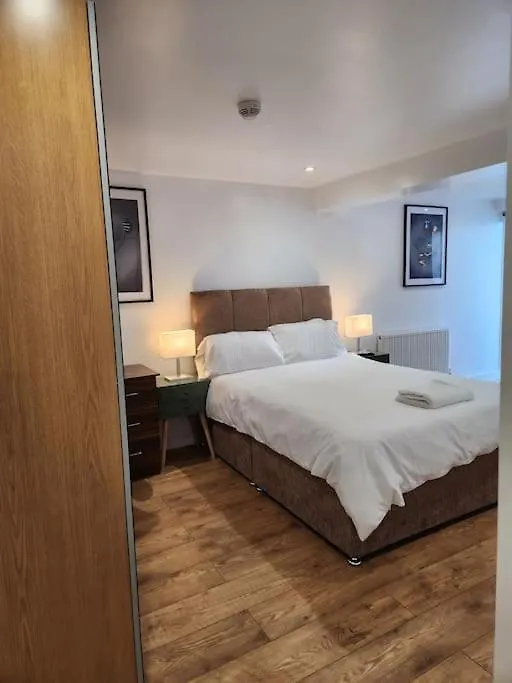 Lovely En-Suite Room With Private Entry, Close To Station Bexleyheath 0*,  United Kingdom